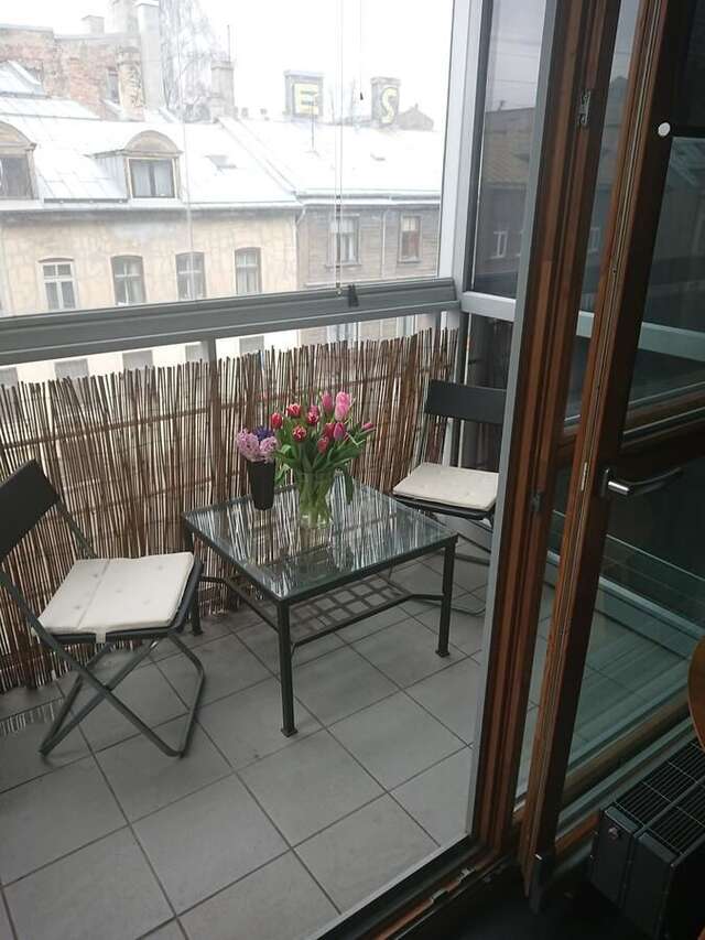 Апартаменты Fashionable Apartment near the Park Ziedoņdārzs Рига-16